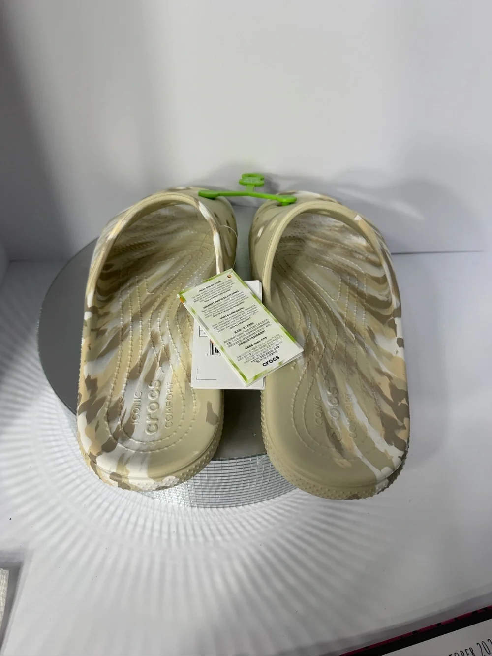 CROCS mens Beige Marble Print Slide Sandals size 14 New w tags